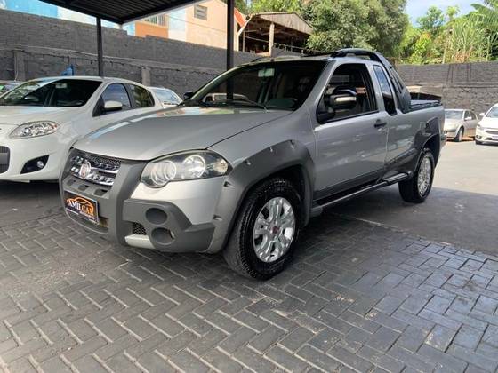 FIAT STRADA 1.8 MPI ADVENTURE CD 16V FLEX 2P MANUAL FIAT STRADA 1.8 MPI ADVENTURE CD 16V FLEX 2P MANUAL